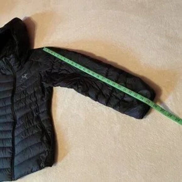 ARC'TERYX Cerium LT Hoody Down Jacket - Picture 14 of 16